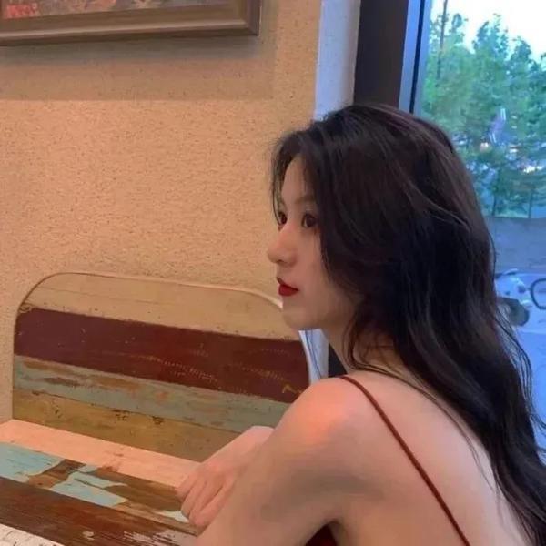 南希·德鲁和隐藏的楼梯